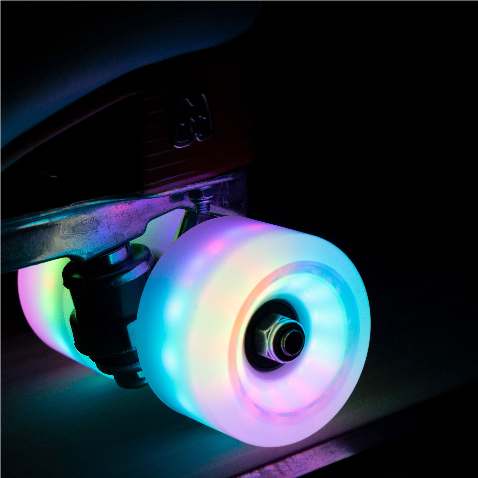 MOXI COSMO GLOW WHEELS (4) - WHITE RAIN GLOW - 62/32mm 80A