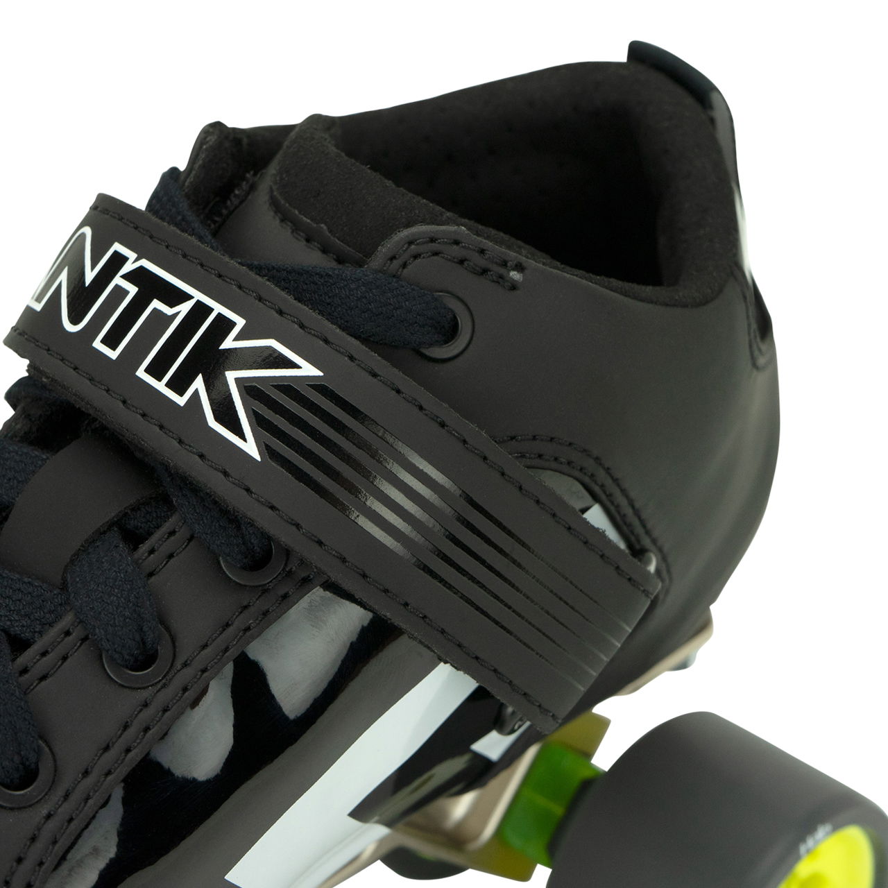 Antik Jet Carbon V2 Skates - Black