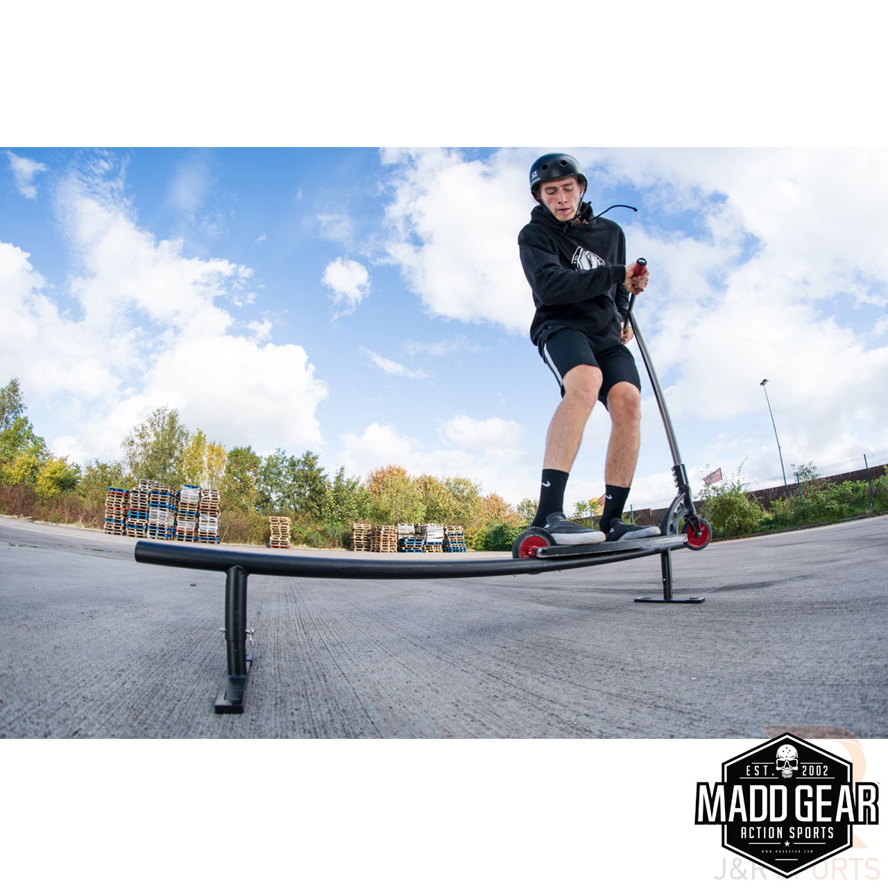 Madd Gear Grind Rail - Black - Lifestyle 9 - MGP207-135