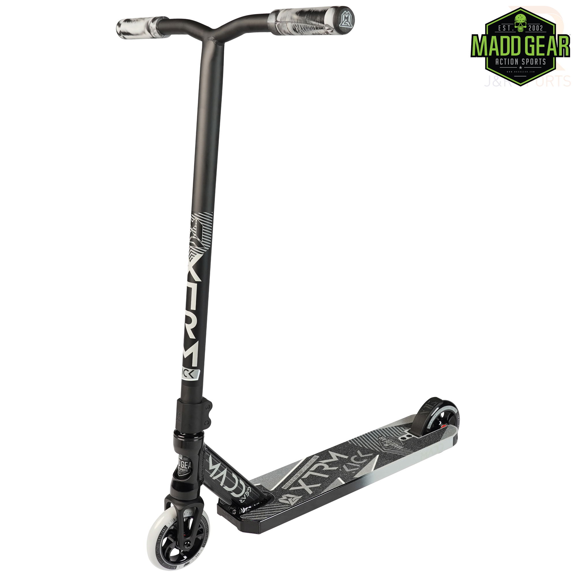 Madd KICK EXTREME V5 - Black Silver - Angled - MGP207-528