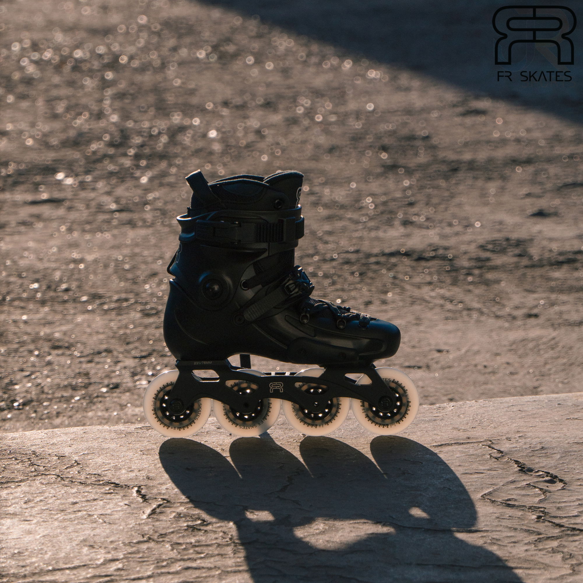 FR Jr CLUB Adjustable In-Line Skates - Black